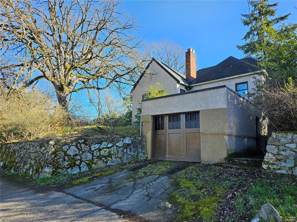 Fifth View of 832 Lampson St, Esquimalt, BC, V9A 6B2