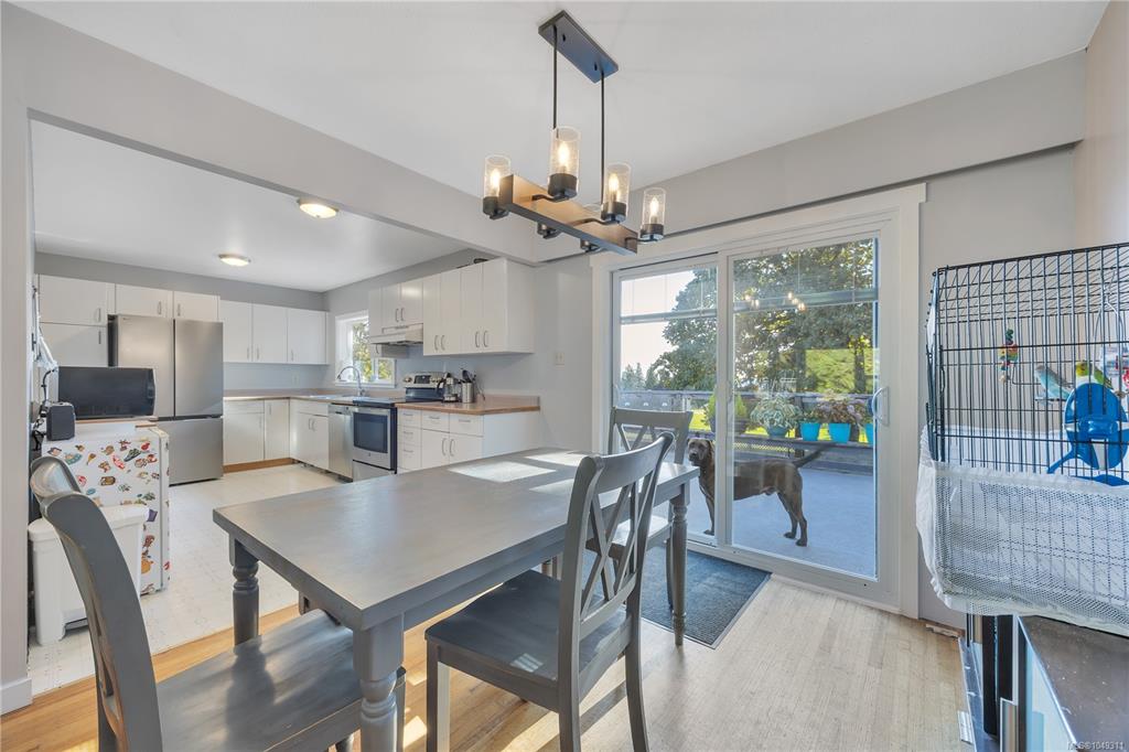 Fifth View of 3060 Rock City Rd, Nanaimo, BC, V9T 1T1