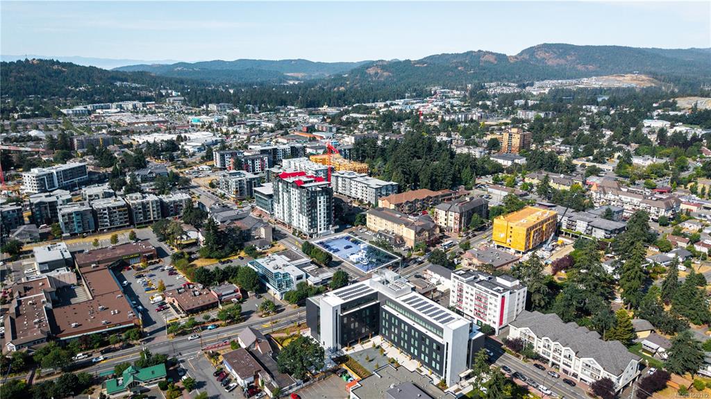 Fifth View of 805 Goldstream Ave, Langford, BC, V9B 2X8