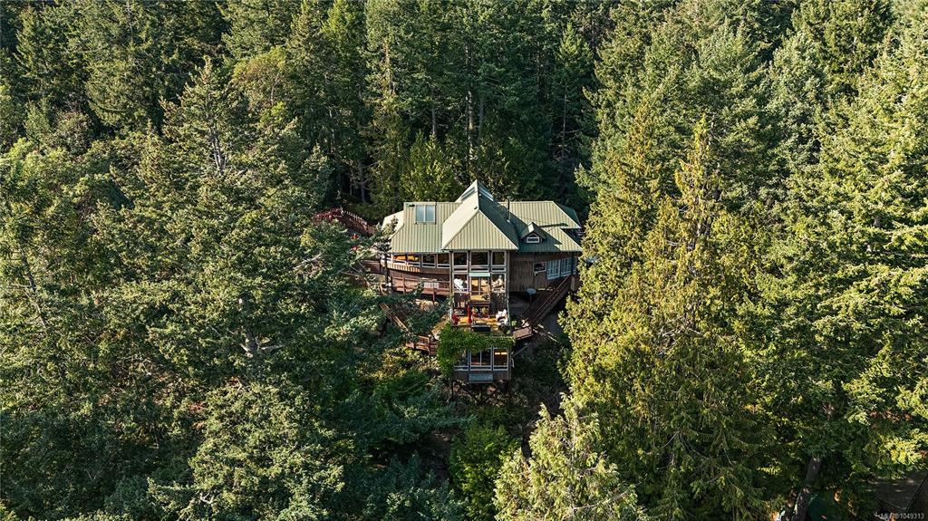 Third View of 486 Bluff Way, Mayne Island, BC, V0N 2J2