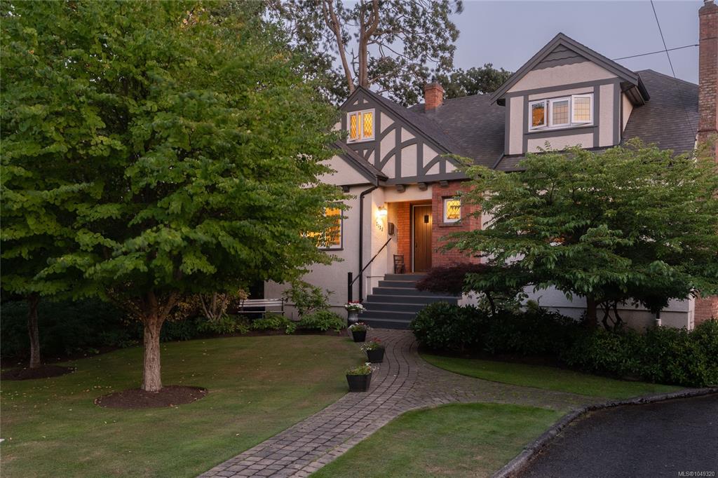 2125 Central Ave, 1049320, BC,