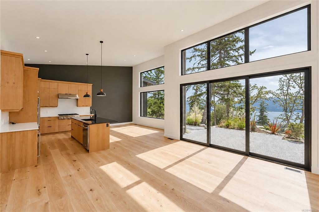 Fourth View of 296 Canvasback Pl, Salt Spring, BC, V8K 2W5