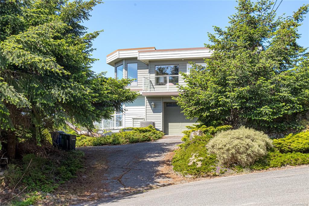 Fourth View of 1572 Knight Court Rd, Nanaimo, BC, V9T 4N4