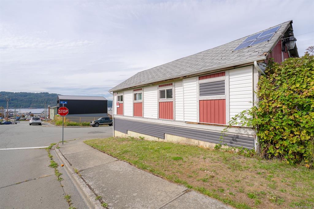 Third View of 3203 2nd Ave, Port Alberni, BC, V9Y 4C5
