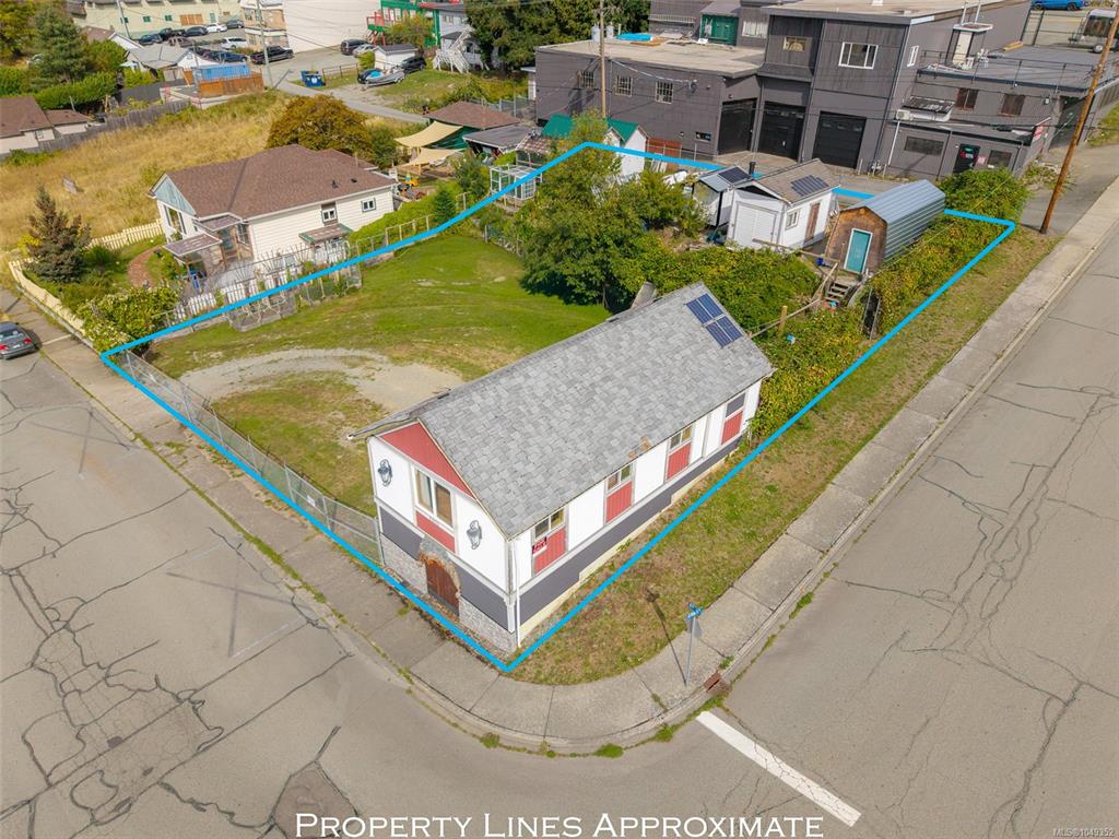 Fourth View of 3203 3211 2nd Ave, Port Alberni, BC, V9Y 4C5