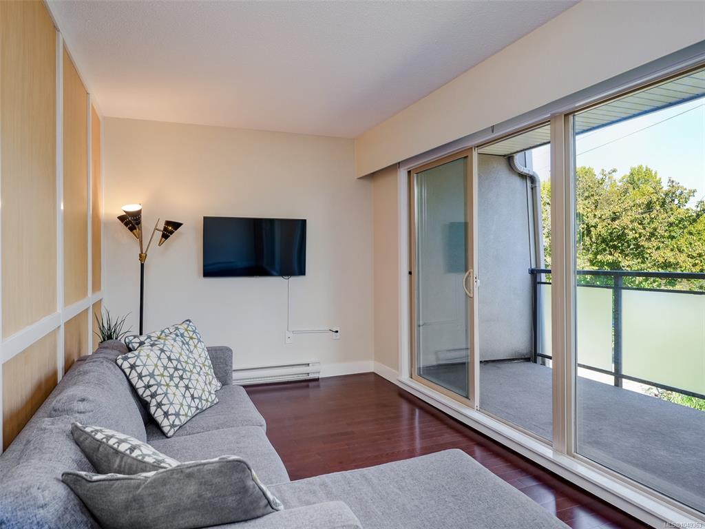 Third View of 1545 Pandora Ave, Victoria, BC, V8R 6R1