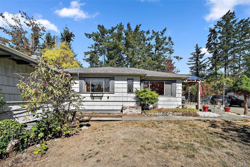 Fifth View of 675 Kilmalu Rd, Mill Bay, BC, V8H 1E2