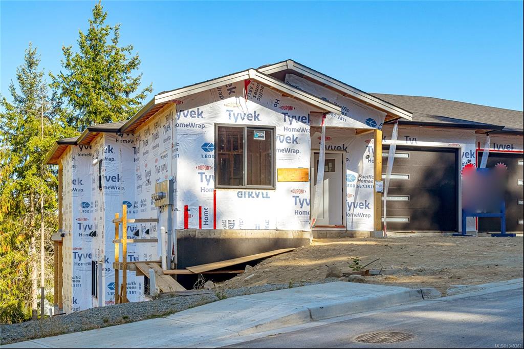 Third View of 142 Hunter Way, Ladysmith, BC, V9G 1N4