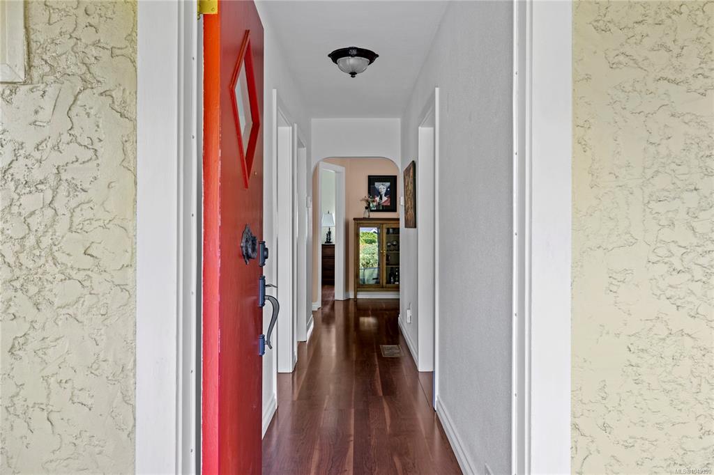 Fourth View of 9839 Fir St, Chemainus, BC, V0R 1K0