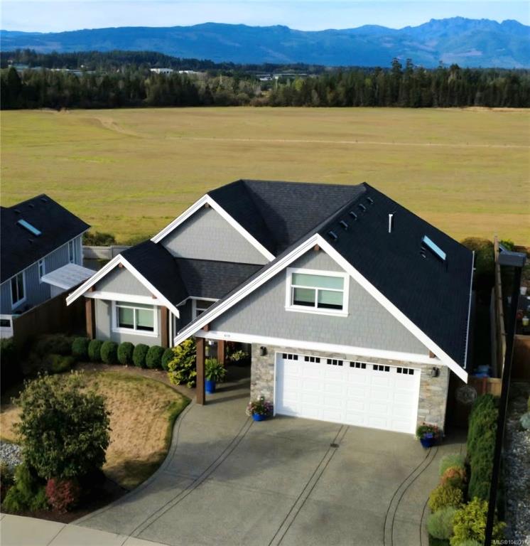 Third View of 419 Ridgefield Dr, Parksville, BC, V9P 0E6