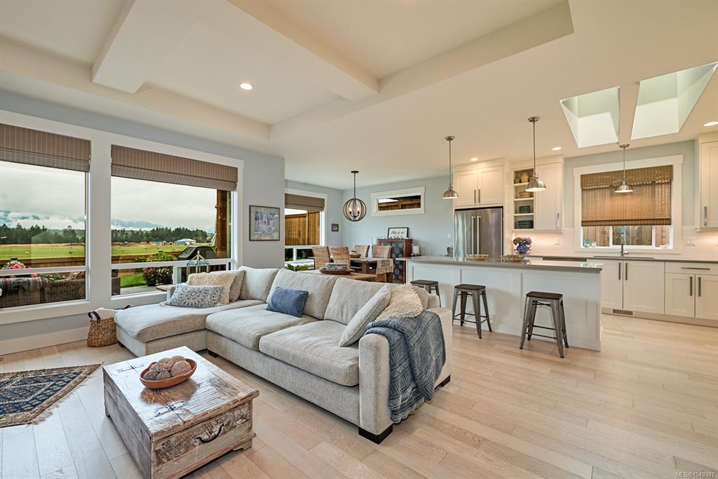 Fifth View of 419 Ridgefield Dr, Parksville, BC, V9P 0E6