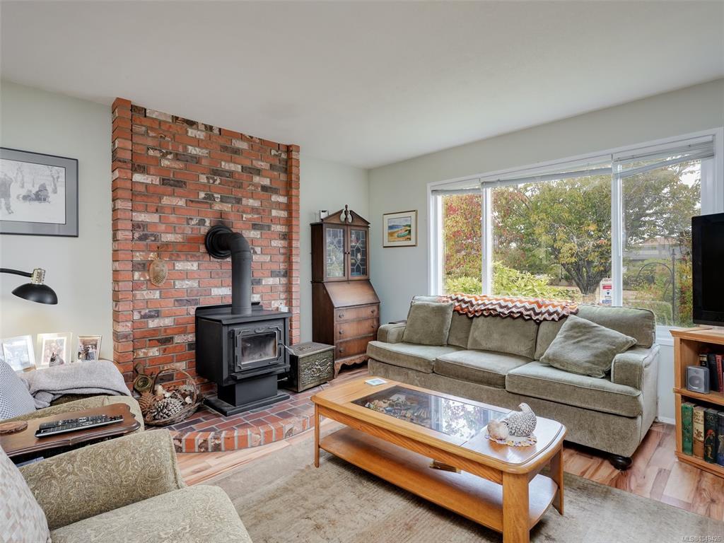 Third View of 2045 Winmeadow Pl, Sidney, BC, V8L 4S3