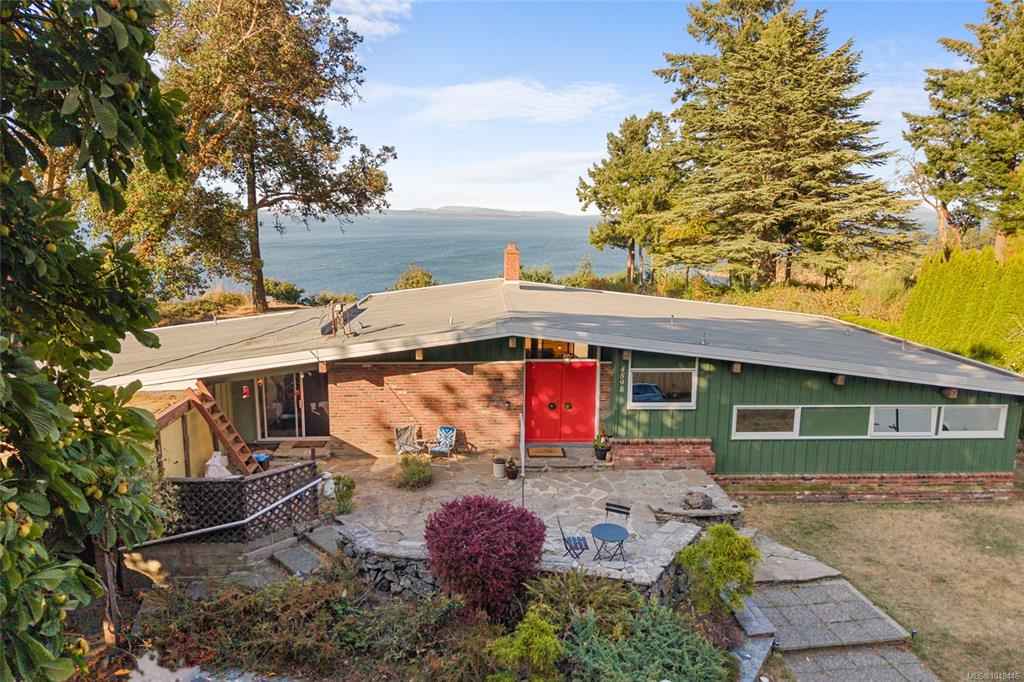 4598 Torquay Dr, 1049446, BC,