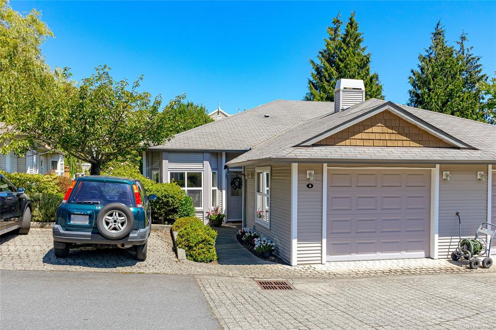 Third View of 3633 Cedar Hill Rd, St Anthony's Lane, Saanich, BC, V8P 3Z3