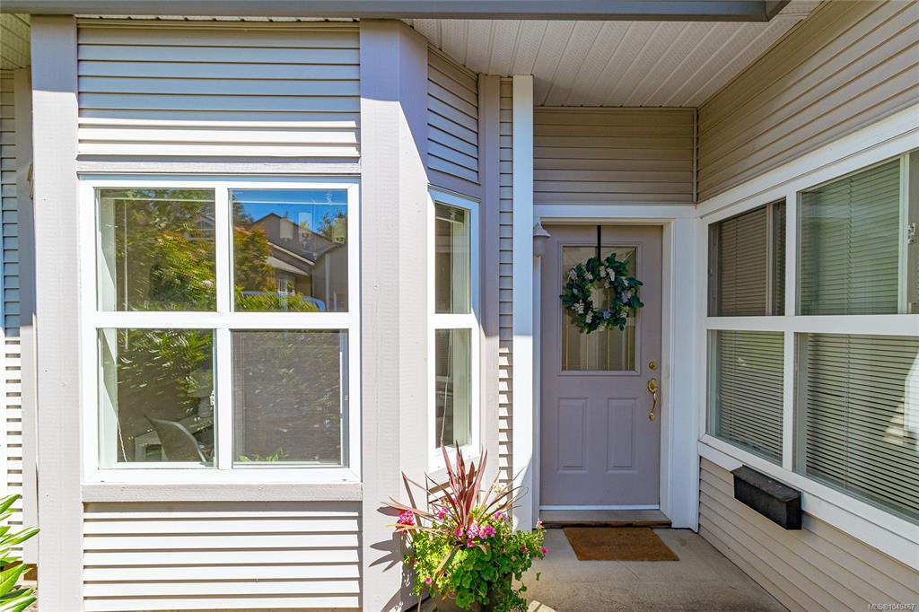 Fifth View of 3633 Cedar Hill Rd, St Anthony's Lane, Saanich, BC, V8P 3Z3