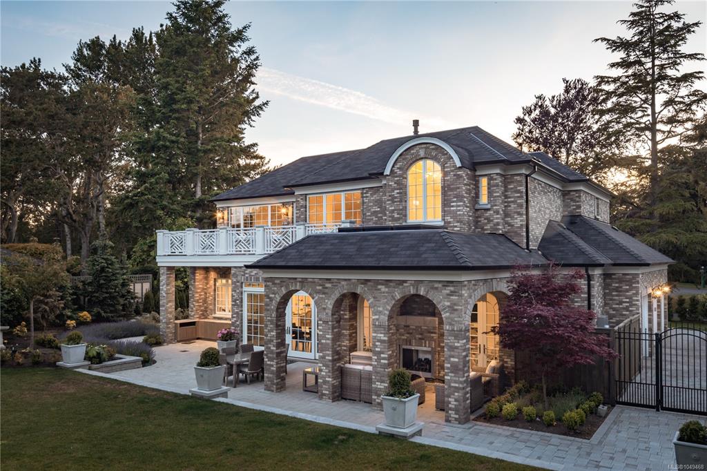 Fifth View of 3085 Southdowne Rd, Oak Bay, BC, V8R 6H3