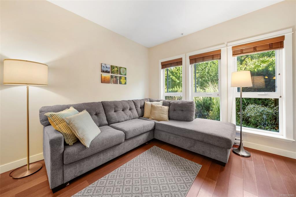 Fourth View of 101 Nursery Hill Dr, The Aspen, View Royal, BC, V9B 0H5