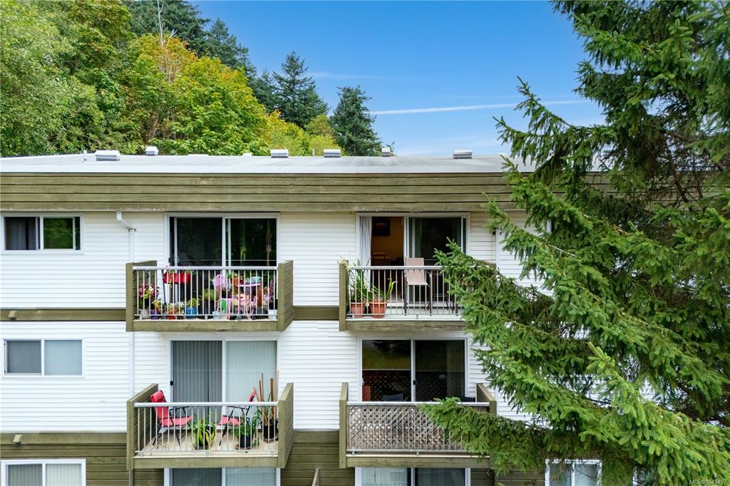 Fourth View of 962 Island Hwy S, Seascape, Campbell River, BC, V9W 1B1