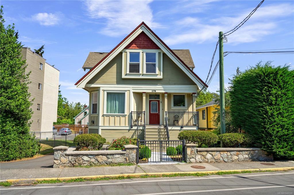 Second View of 1376 Pandora Ave, Victoria, BC, V8R 1A3