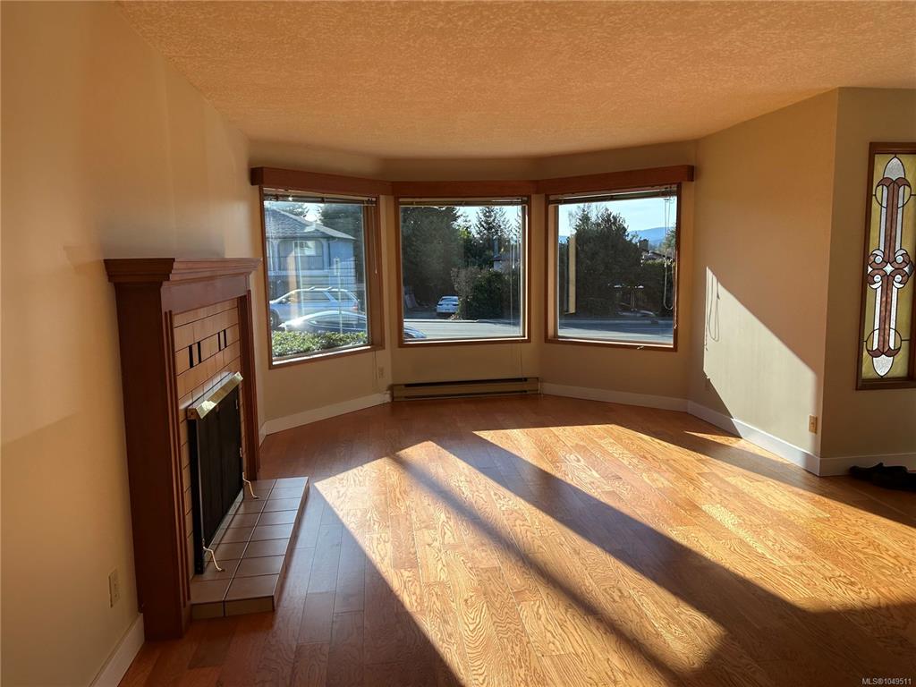 Fourth View of 4225 Quadra St, Saanich, BC, V8X 1L5
