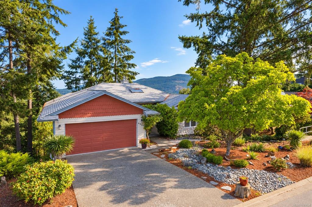 6089 Chippewa Rd, 1049534, BC,