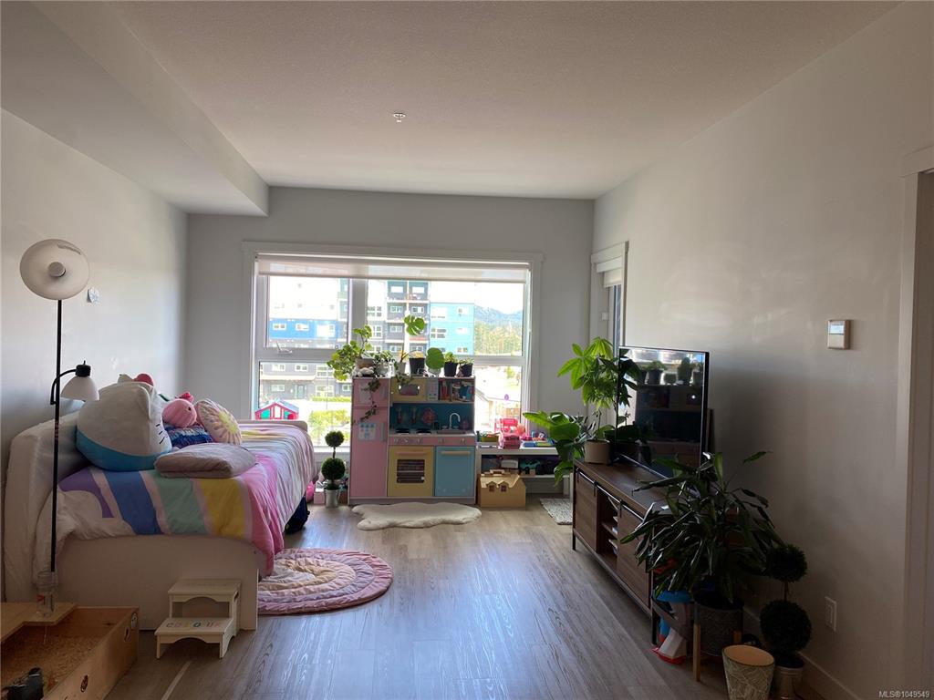 Fifth View of 2469 Gateway Rd, Langford, BC, V9B 6R7