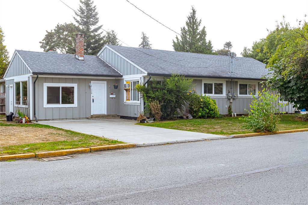 Third View of 160 Mckinstry Rd, Duncan, BC, V9L 3K8