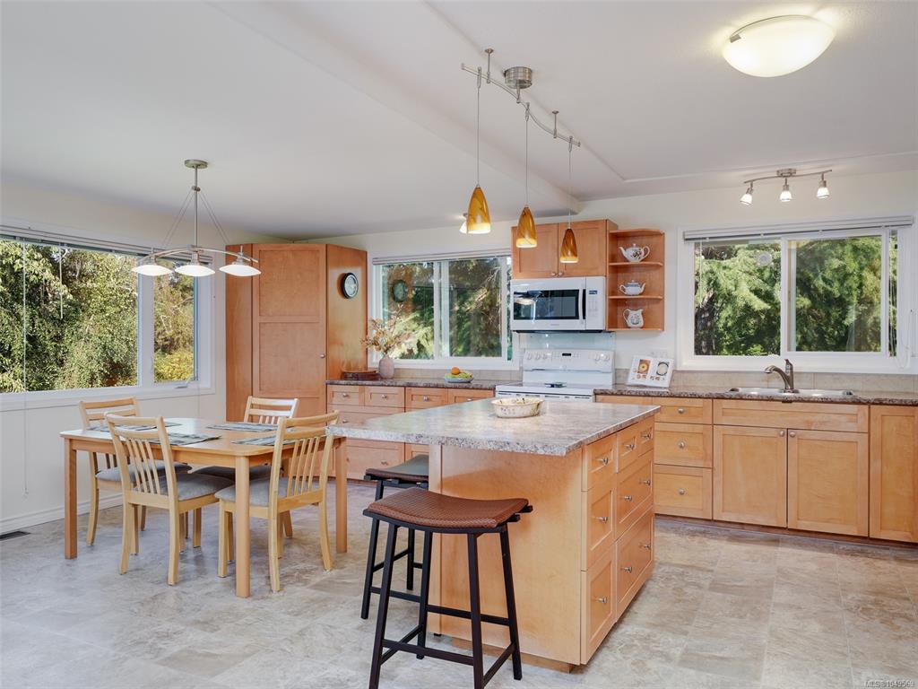 Fourth View of 9743 Ardmore Dr, North Saanich, BC, V8L 5H5