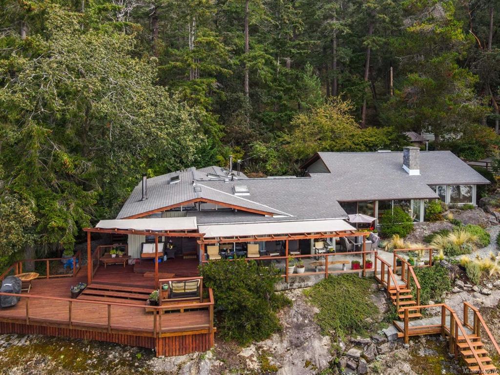 Fourth View of 214 Dogwood Lane, Salt Spring, BC, V8K 1A4