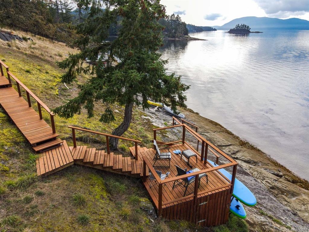 Fifth View of 214 Dogwood Lane, Salt Spring, BC, V8K 1A4