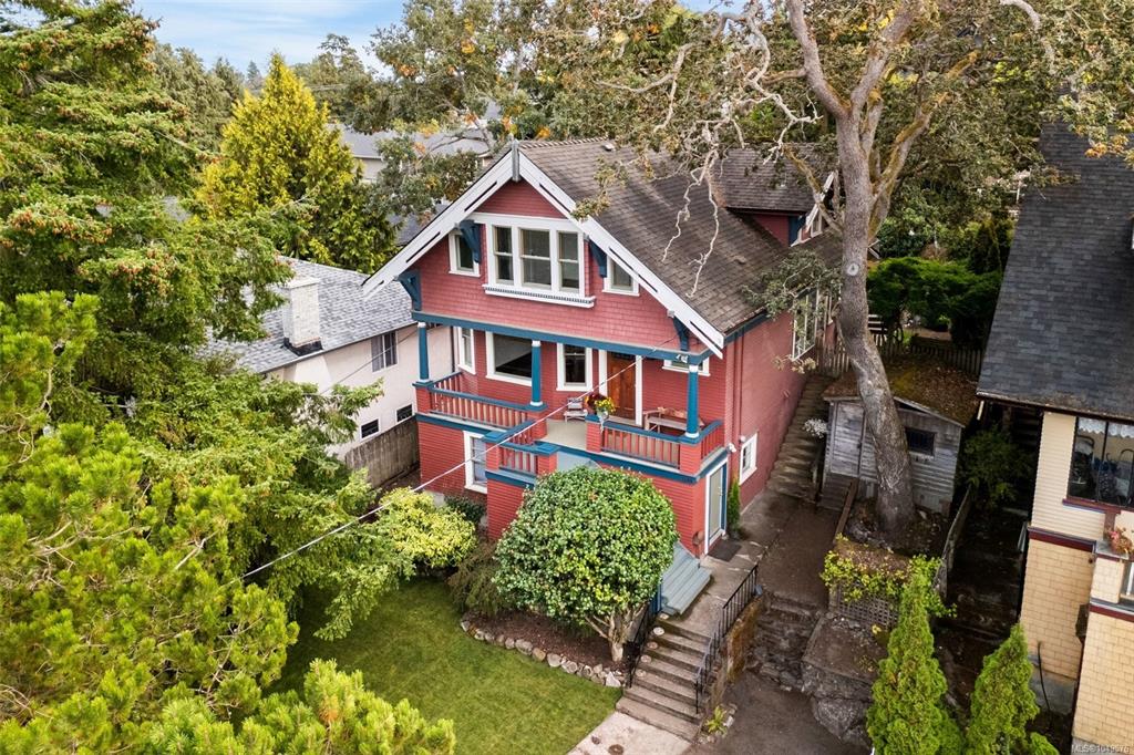 Second View of 1569 Pembroke St, Victoria, BC, V8R 1W1
