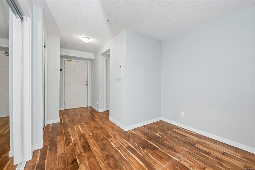 Fourth View of 520 Dunedin St, Churchill Place, Victoria, BC, V8T 2L6