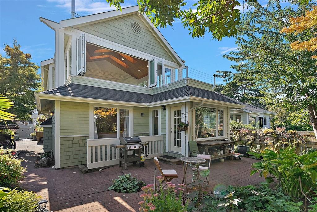 Fourth View of 485 Head St Sw, Esquimalt, BC, V9A 5S1