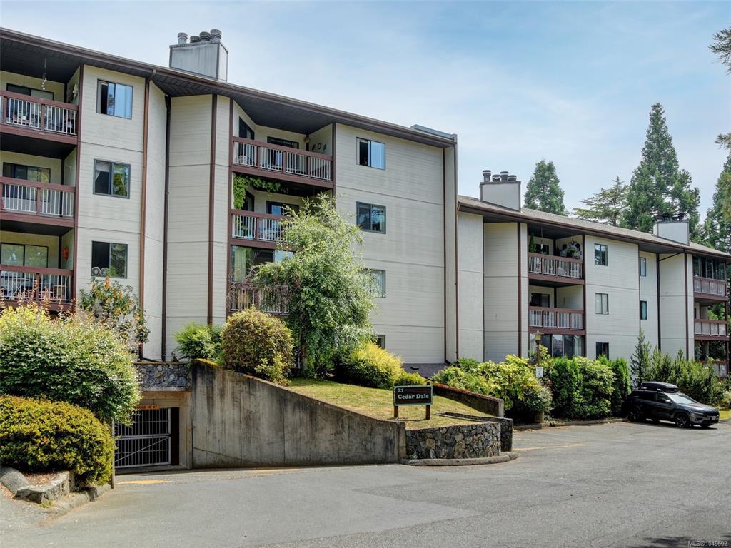 75 Gorge Rd W, 1049602, BC,