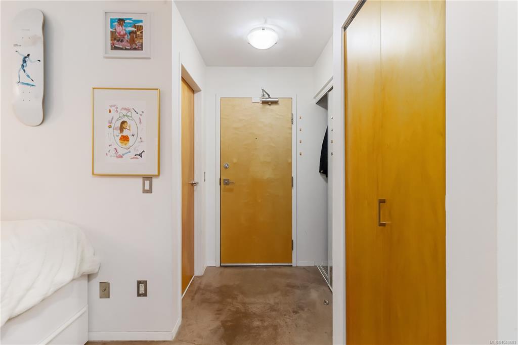 Third View of 932 Johnson St, The Urban, Victoria, BC, V8V 3N4