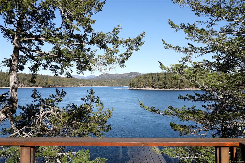 651 Gorge Harbour, 1049604, BC,