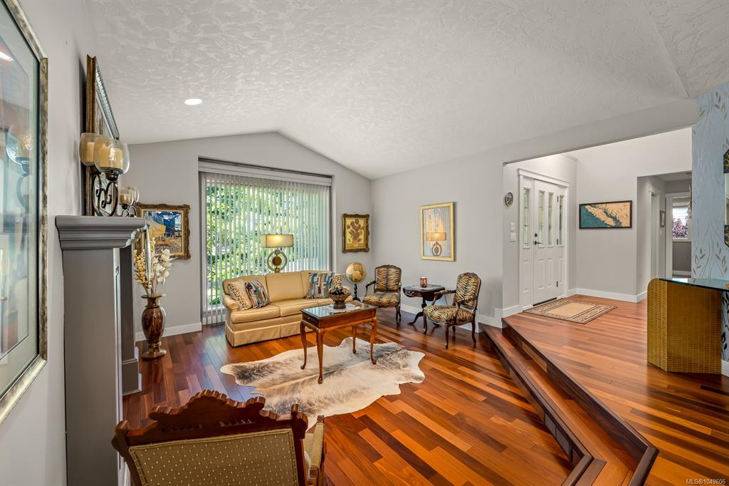920 Eastwicke Cres, 1049606, BC,