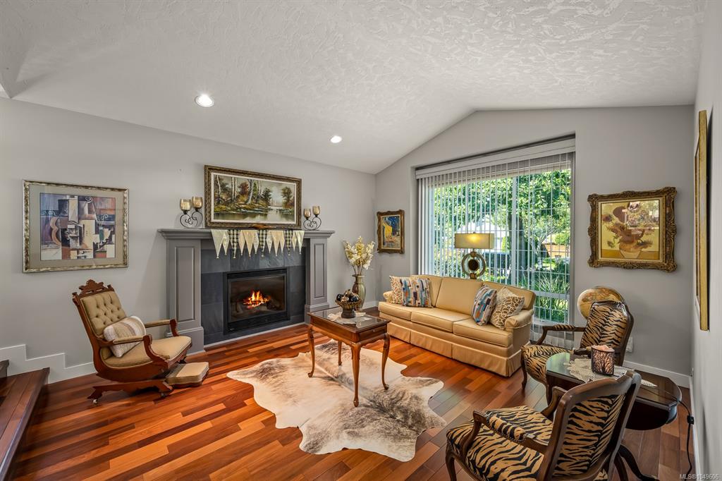 Fourth View of 920 Eastwicke Cres, Comox, BC, V9M 1B2