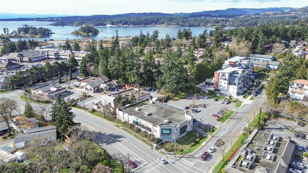 Second View of 1506 Admirals Rd, View Royal, BC, V9A 7B1