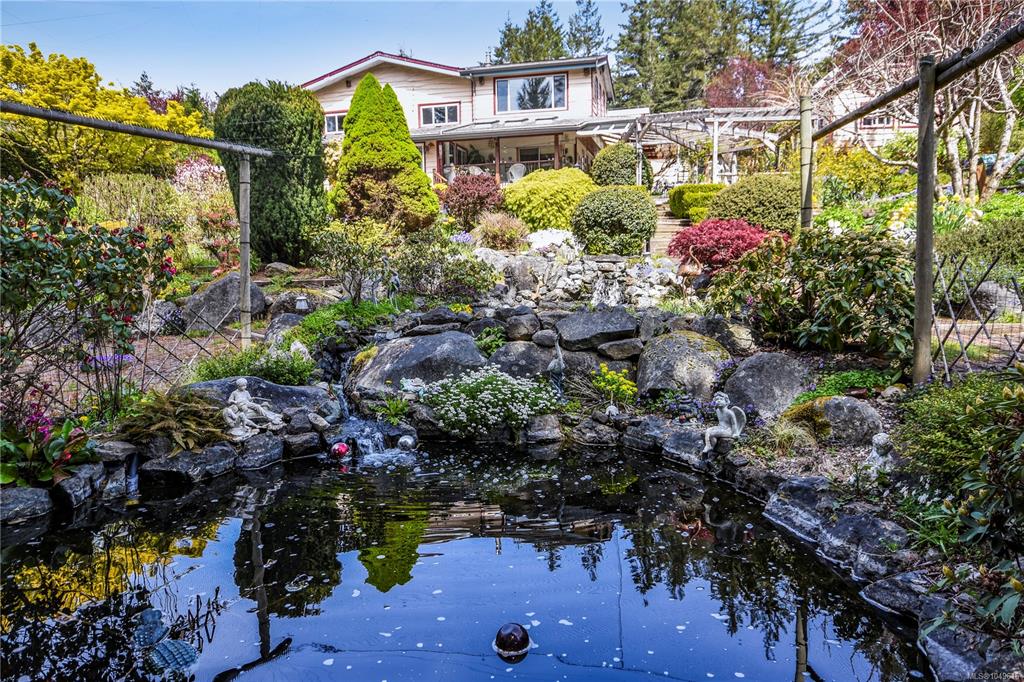 Second View of 697 Crestwood Rd, Gabriola Island, BC, V0R 1X4