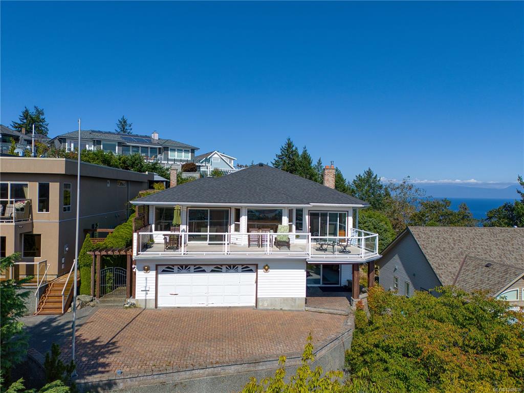 Third View of 3665 Glen Oaks Dr, Nanaimo, BC, V9T 5L3