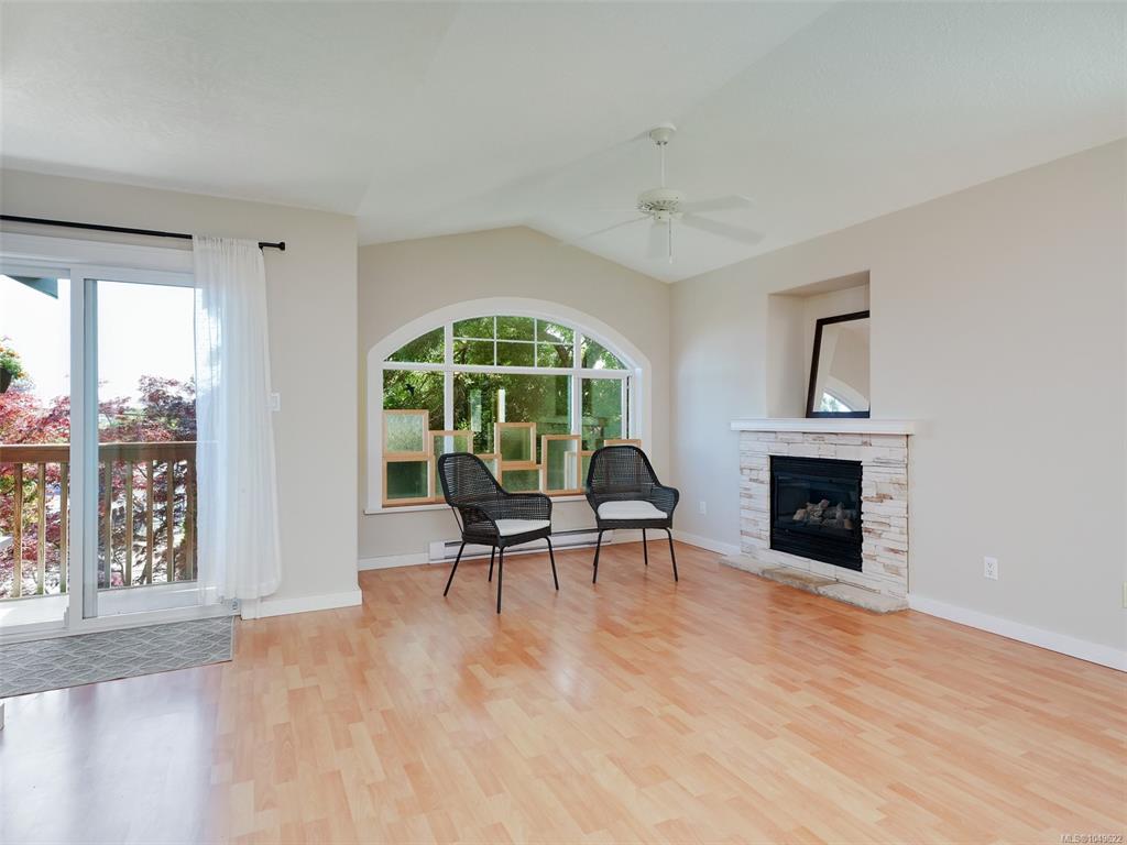 Third View of 1040 Alston St, Victoria, BC, V9A 7P6