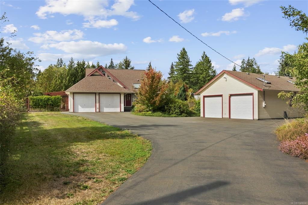 Fourth View of 2877 Lake Trail Rd, Courtenay, BC, V9N 9K8