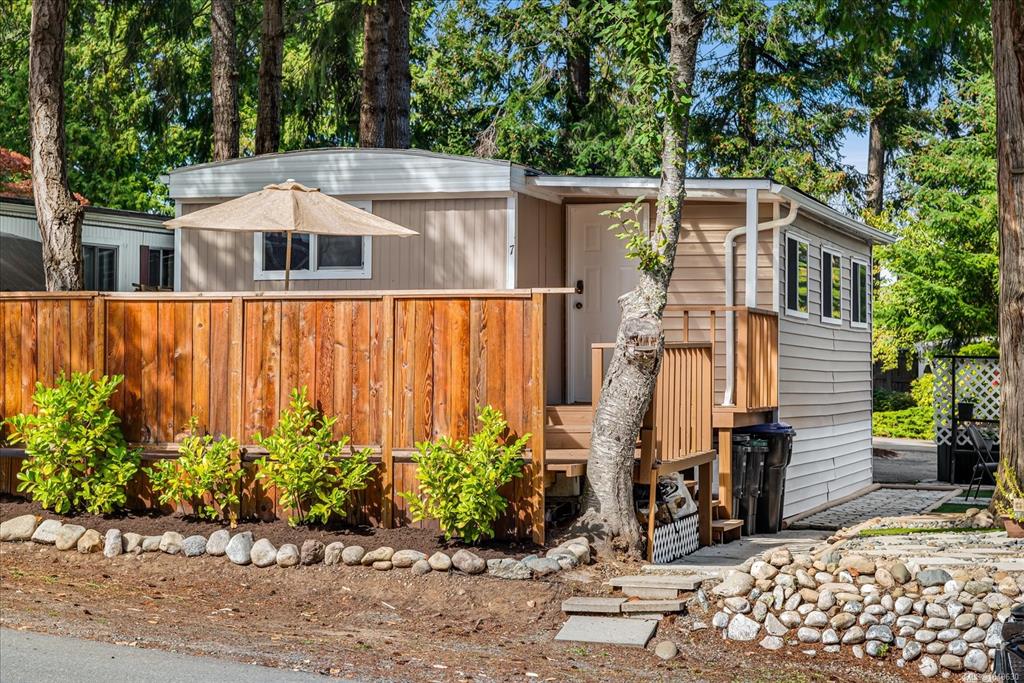 Fourth View of 1247 Arbutus Rd, Parksville, BC, V9P 1R4