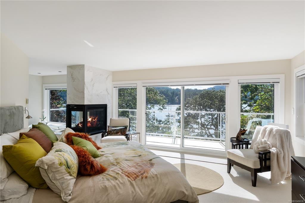 Third View of 7090 Brentwood Dr, Central Saanich, BC, V8M 1B6