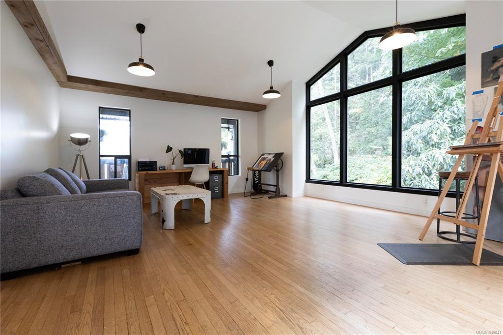 Fifth View of 923 Walfred Rd, Langford, BC, V9C 2P3