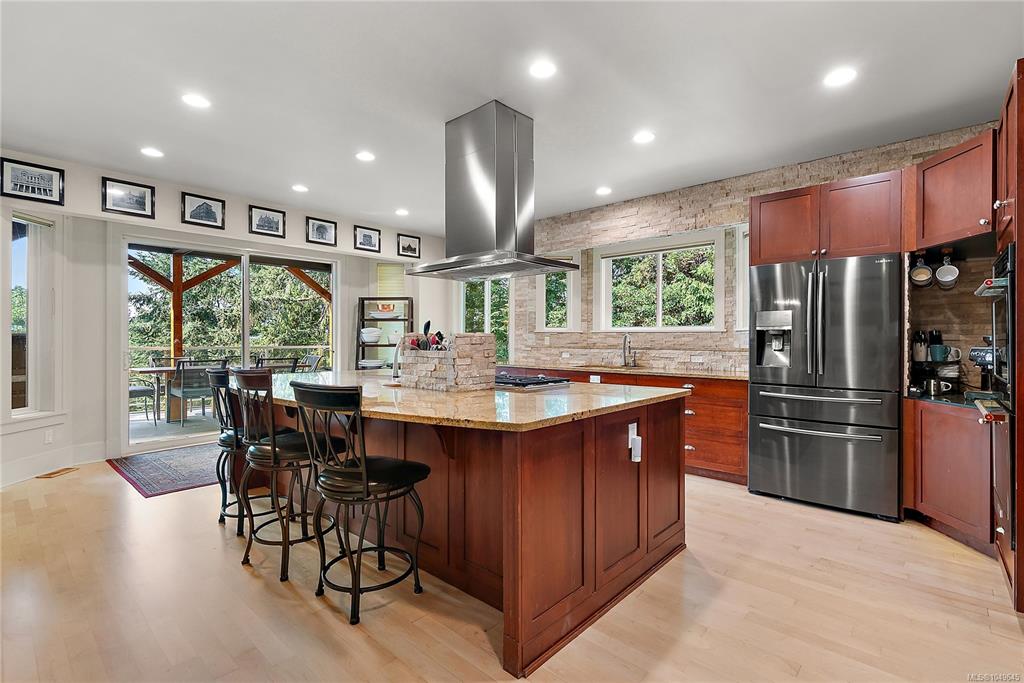 Fifth View of 1205 Hillgrove Rd, North Saanich, BC, V8L 5K7