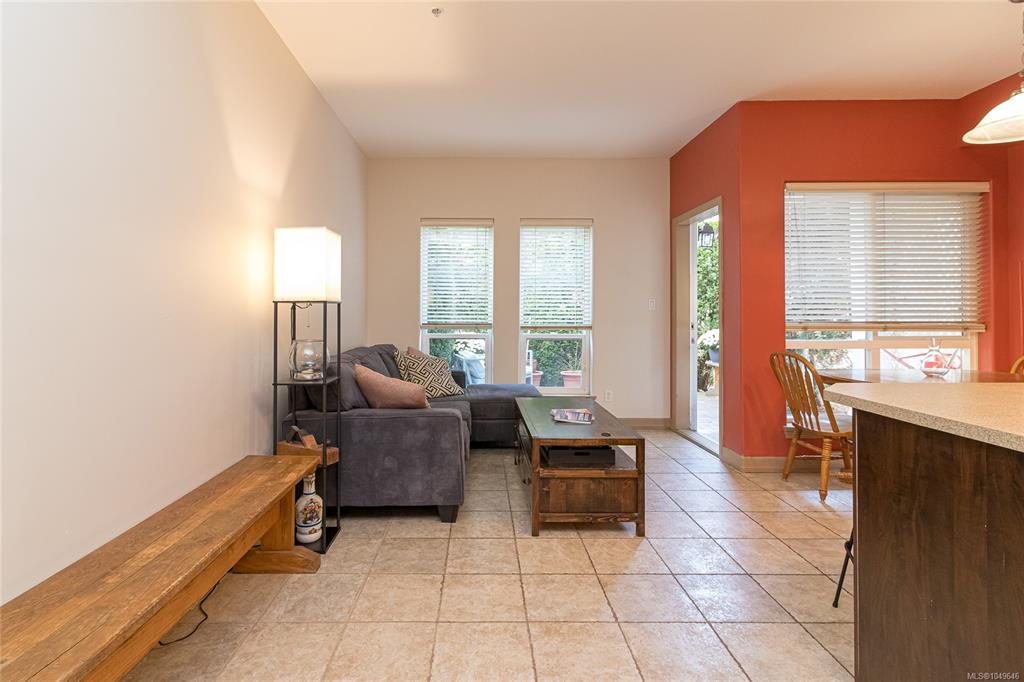 Fifth View of 3915 Carey Rd, Saanich, BC, V8Z 4E3