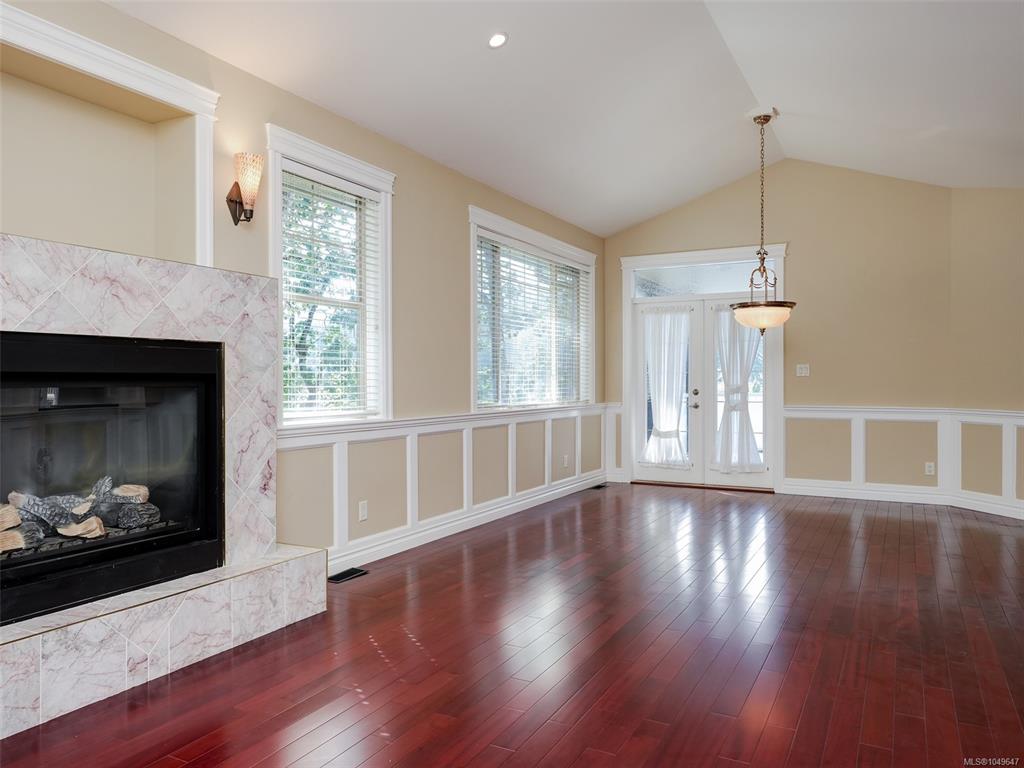 Fourth View of 424 Nursery Hill Dr, View Royal, BC, V9B 0E2