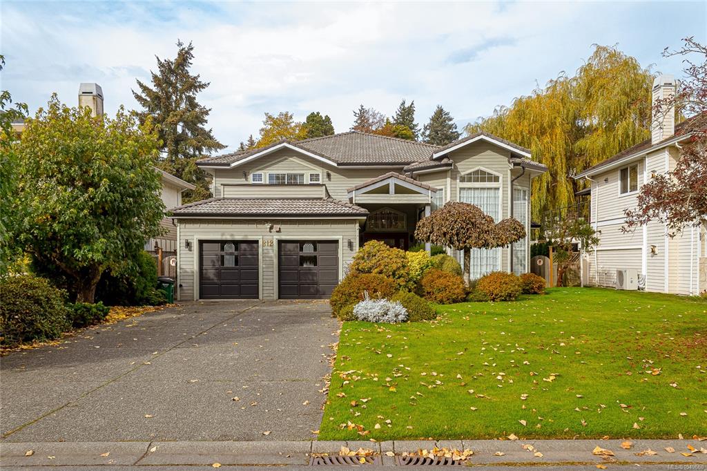 812 Dalewood Lane, 1049660, BC,